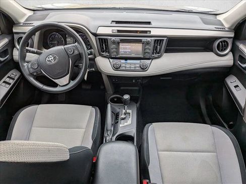 Used 2016 Toyota RAV4 XLE image 19