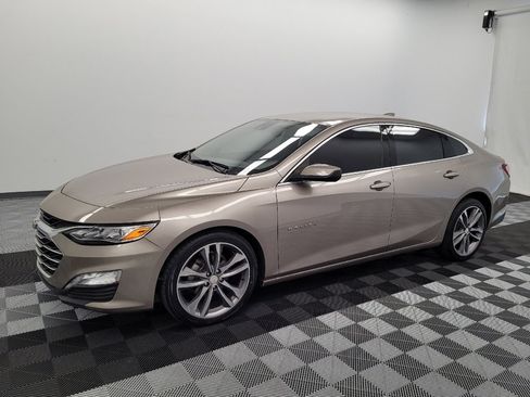 Used 2023 Chevrolet Malibu LT w/ Driver Confidence Package FWD image 2