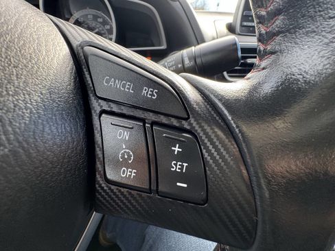 Used 2014 MAZDA MAZDA3 i Touring image 46