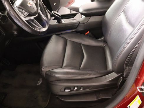 Used 2018 Cadillac XT5 Premium Luxury image 12