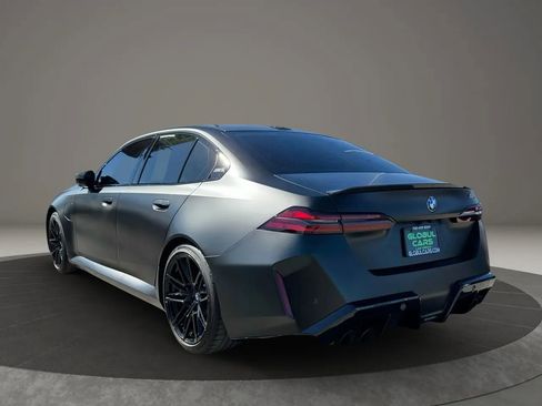Used 2025 BMW M5 w/ Carbon Package image 7