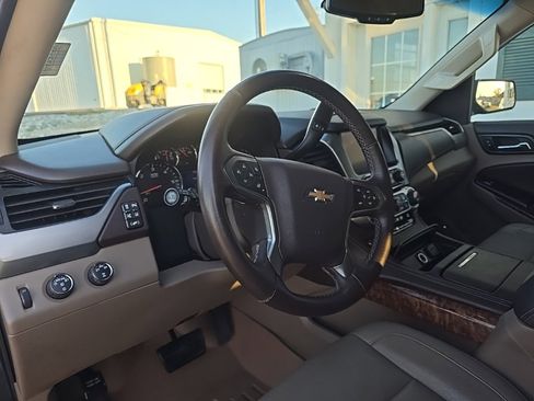 Used 2015 Chevrolet Tahoe LTZ image 14