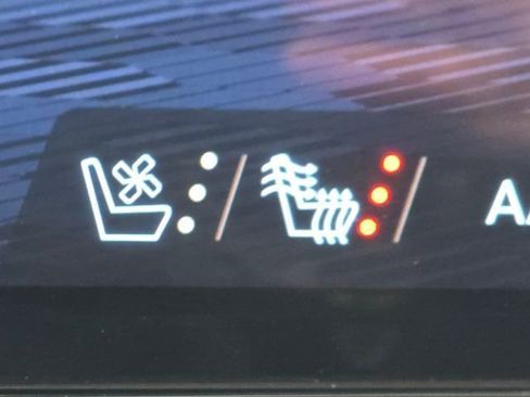 New 2026 Chevrolet Traverse RS w/ LPO, Floor Liner Package FWD image 5