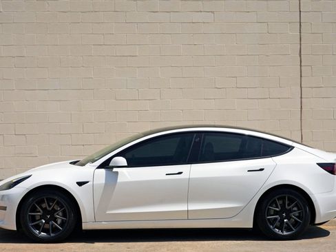 Used 2021 Tesla Model 3 Standard Range Plus image 49