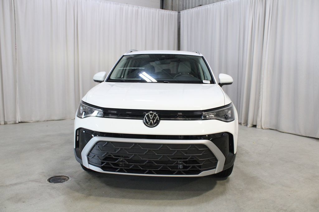New 2026 Volkswagen Taos SE AWD/4WD image 36