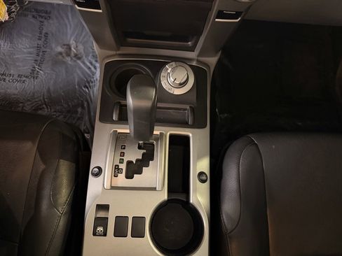 Used 2013 Toyota 4Runner SR5 image 21