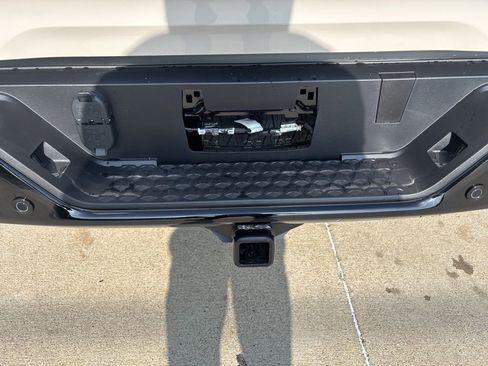 New 2026 Chevrolet Colorado Trail Boss AWD/4WD image 13