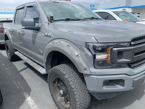 Used 2018 Ford F150 XLT w/ Equipment Group 302A Luxury AWD/4WD image 6