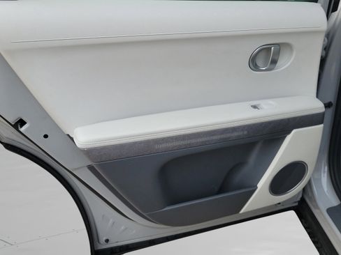 Used 2023 Hyundai Ioniq 5 SEL image 10