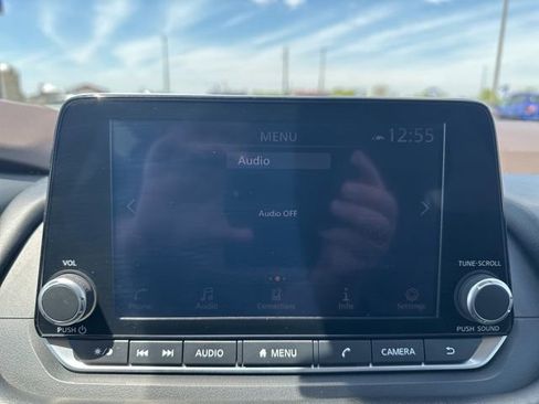 Used 2023 Nissan Rogue SV AWD/4WD image 22