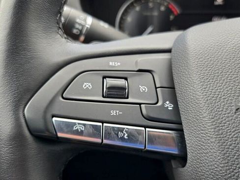Used 2023 Cadillac XT4 Premium Luxury FWD image 24