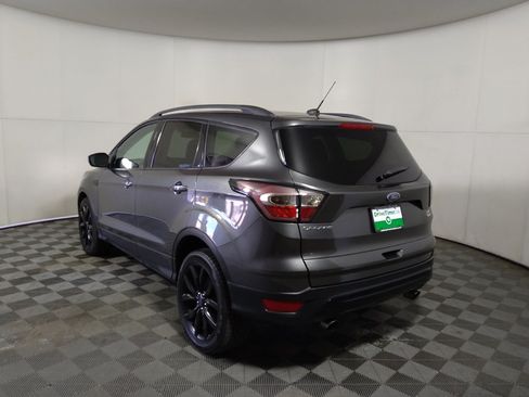 Used 2017 Ford Escape SE w/ Equipment Group 201A AWD/4WD image 6