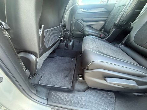 New 2025 Jeep Grand Cherokee L Altitude image 26