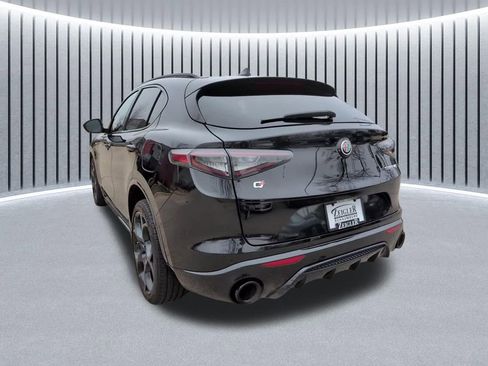Used 2024 Alfa Romeo Stelvio Veloce AWD/4WD image 11