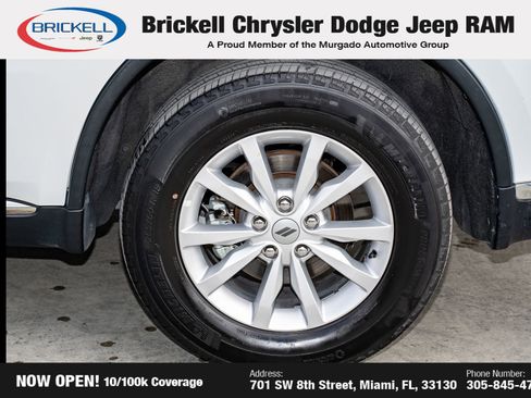 Used 2022 Dodge Durango SXT image 40