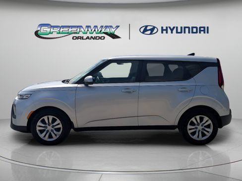 Used 2020 Kia Soul LX FWD image 5