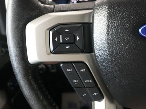 Used 2017 Ford F150 Lariat w/ Equipment Group 502A Luxury AWD/4WD image 16