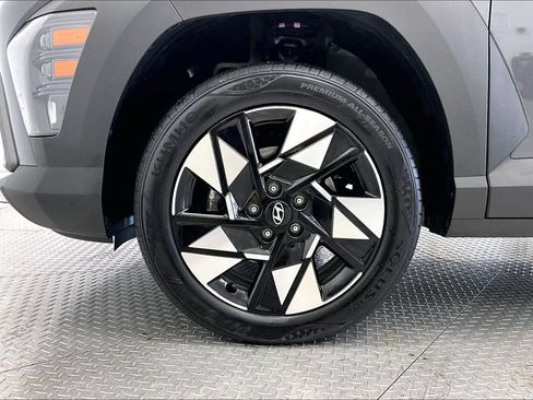 Certified 2024 Hyundai Kona SEL AWD/4WD image 8