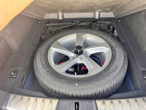Used 2019 Jaguar F-PACE Premium AWD/4WD image 15