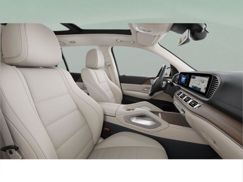 Certified 2026 Mercedes-Benz GLS 450 4MATIC image 42