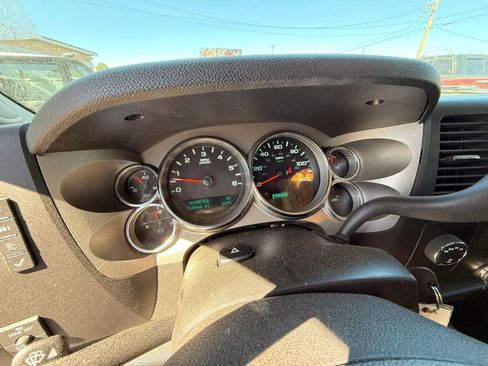 Used 2012 GMC Sierra 1500 SLE w/ Power Tech Package AWD/4WD image 12