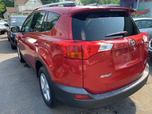 Used 2013 Toyota RAV4 XLE AWD/4WD image 6