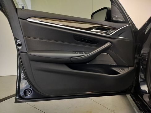Used 2021 BMW 540i RWD image 6