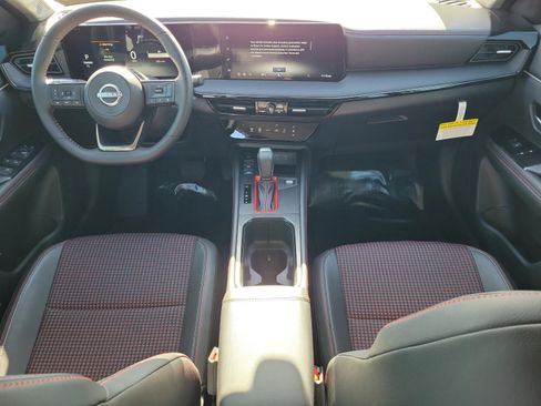 New 2026 Nissan Kicks SR image 14