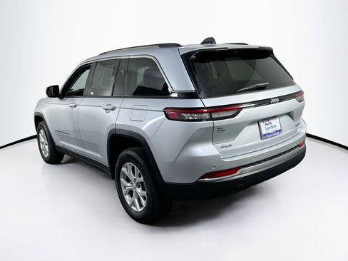 Used 2023 Jeep Grand Cherokee Limited image 7