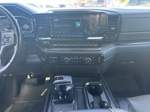 Used 2022 Chevrolet Silverado 1500 ZR2 w/ Technology Package AWD/4WD image 21