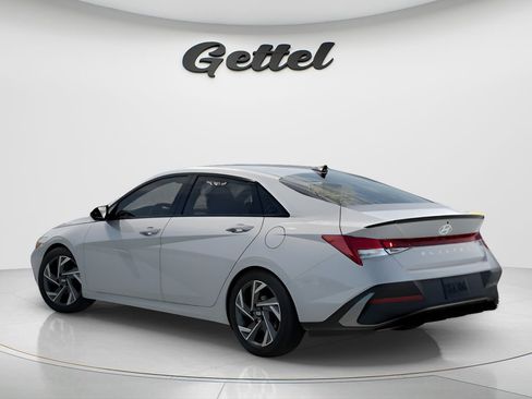 New 2026 Hyundai Elantra SEL Sport Premium FWD image 7