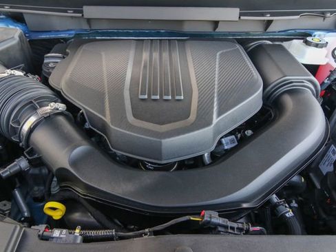 New 2026 GMC Acadia Denali w/ Super Cruise Package image 30