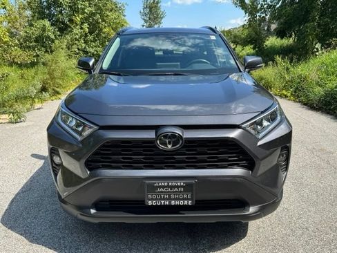 Used 2021 Toyota RAV4 XLE Premium AWD/4WD image 3