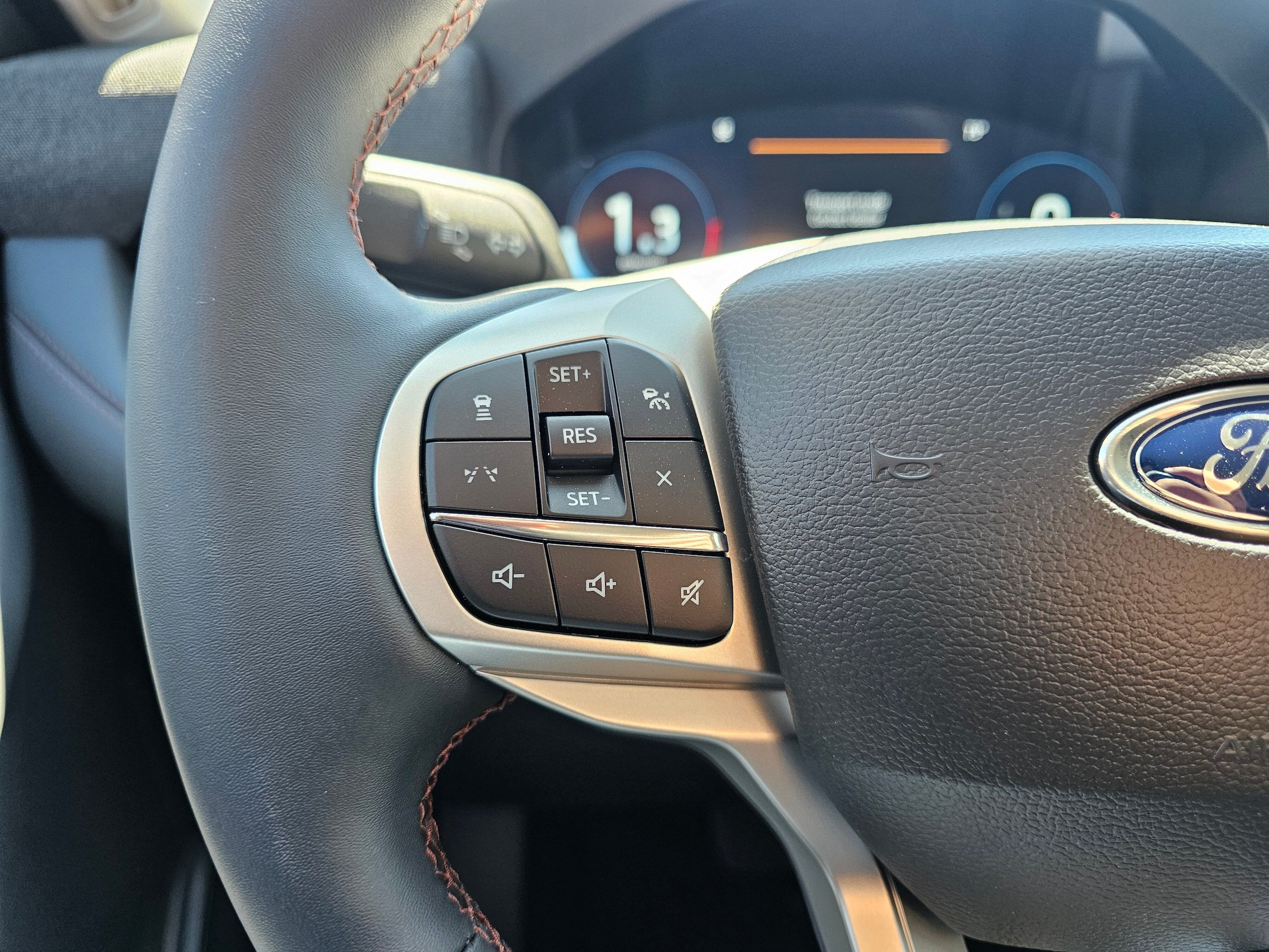New 2026 Ford Explorer Active w/ Active Comfort Package AWD/4WD image 19