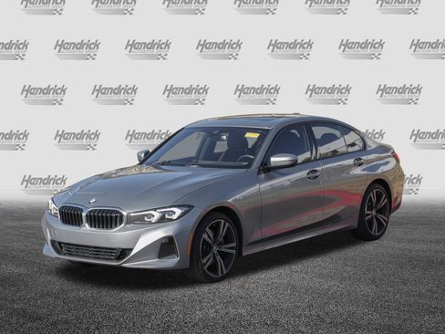 Certified 2023 BMW 330i xDrive Sedan w/ Driving Assistance Package image 5