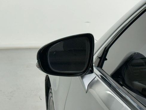Used 2013 Lexus LS 460 w/ Comfort Pkg RWD image 30