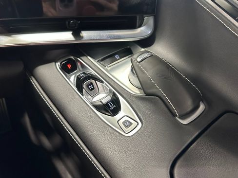 Used 2021 Chevrolet Corvette Stingray Coupe w/ 1LT RWD image 31