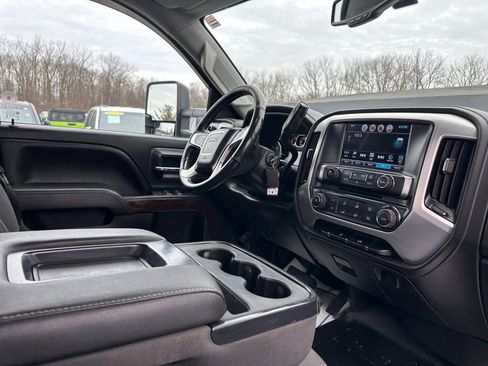 Used 2018 GMC Sierra 2500 SLE image 21