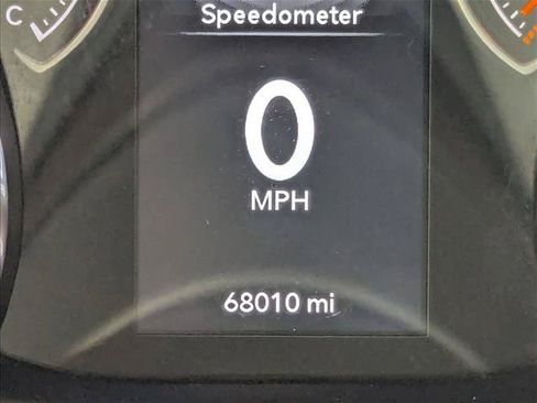 Used 2019 Jeep Wrangler Sport AWD/4WD image 10