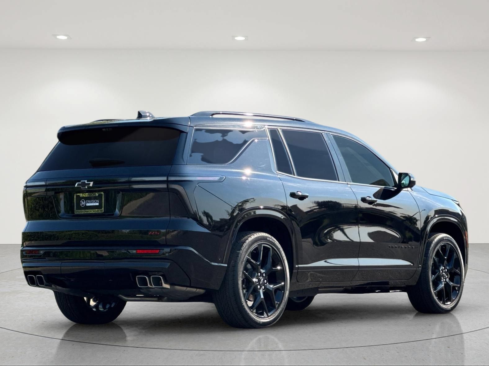 Used 2025 Chevrolet Traverse RS AWD/4WD image 5