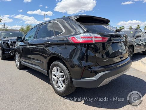 Used 2024 Ford Edge SEL AWD/4WD image 4