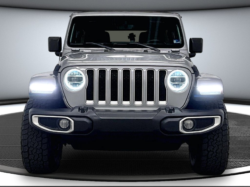 Used 2019 Jeep Wrangler Unlimited Sahara AWD/4WD image 2