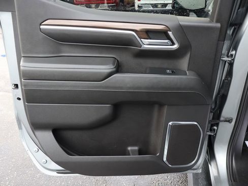 Used 2024 Chevrolet Silverado 1500 RST w/ Z71 Off-Road Package image 22