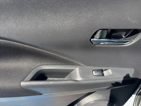 Used 2021 Nissan Kicks SV FWD image 23
