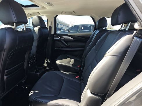 Used 2023 MAZDA CX-9 Touring image 21