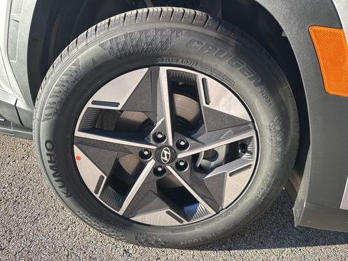 New 2026 Hyundai Tucson SEL image 11
