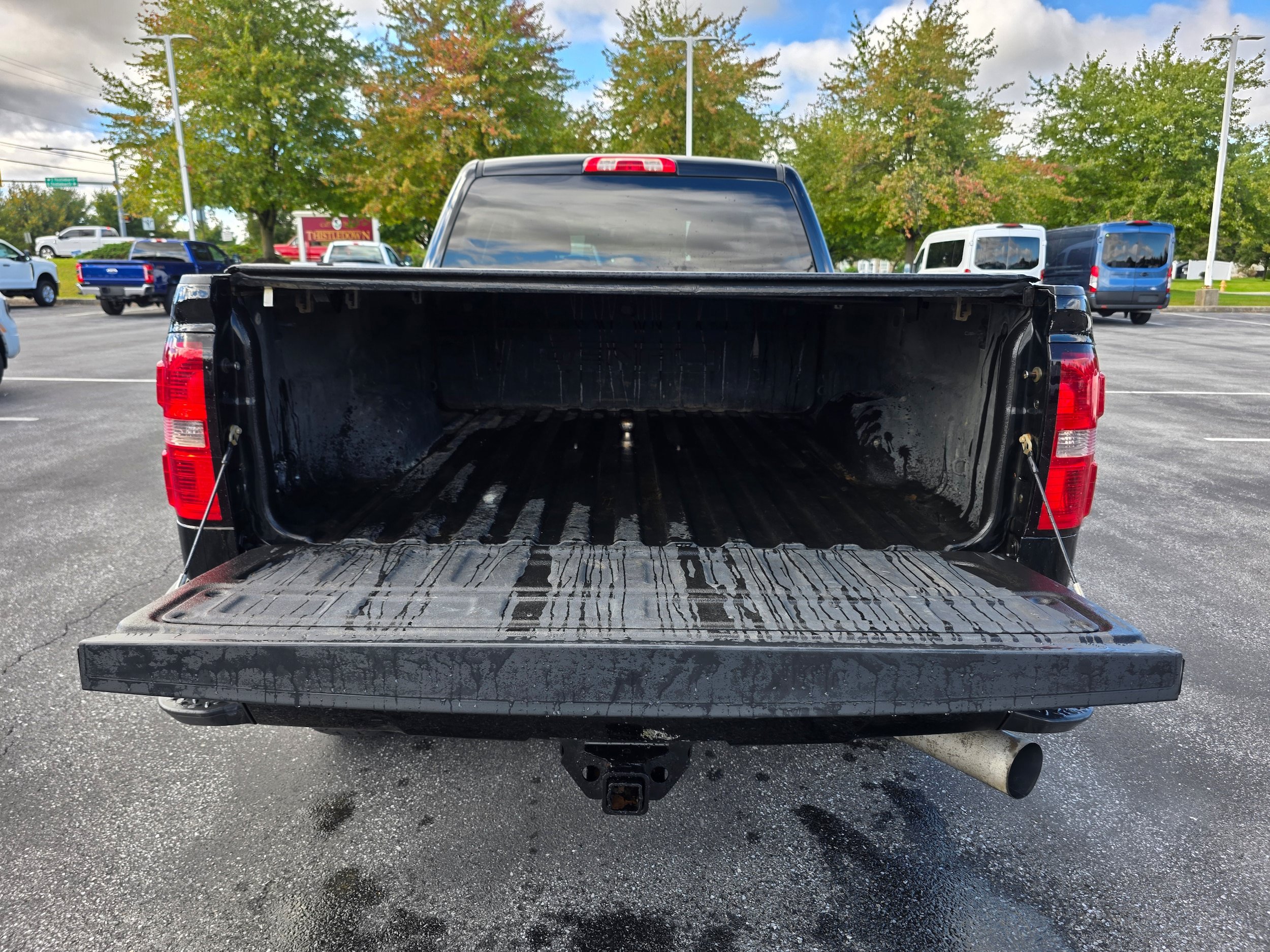 Used 2015 GMC Sierra 2500 Denali w/ Duramax Plus Package AWD/4WD image 9