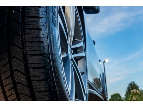 Used 2022 Mercedes-Benz GLE 450 4MATIC image 9