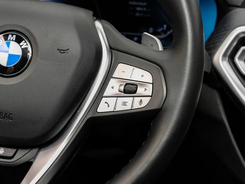 Used 2025 BMW X4 xDrive30i w/ Premium Package image 21