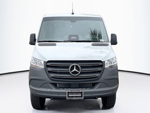 New 2025 Mercedes-Benz Sprinter 2500 image 2